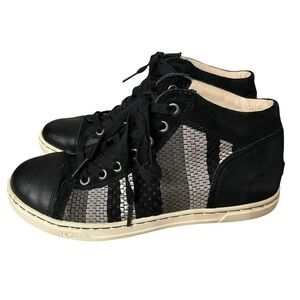 UGG Taylah Black Woven Suede High Top Sneakers Size 6.5